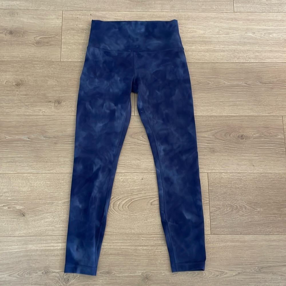 Lululemon legging in blue space dye
